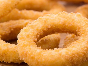 McCain onion rings may contain glass: Recall (Fotolia)