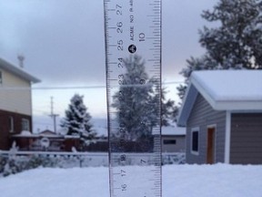 Stephen Wilson posted a photo of the snow in Geraldton, Ont., to Twitter on September 17, 2014. (@GeraldtonSteve Twitter photo)