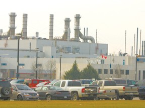 GM's Cami assembly plant in Ingersoll, Ont., is pictured in this file photo. (MIKE HENSEN/QMI Agency)