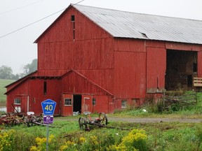 A picturesque barn along the Amish Trail in Upstate New York. (Jim Fox/Special to QMI Agency)