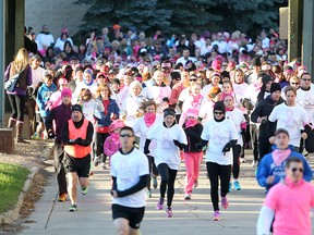 Runners participate in the CIBC Run for the Cure in Winnipeg, Man. Sunday October 05, 2014.
Brian Donogh/Winnipeg Sun/QMI Agency