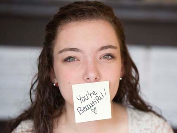 Student responds to bullying with positive Post-its, school punishes ...