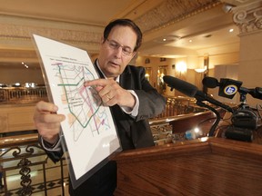 Mayoral candidate David Sanders shows off his BRT plan.