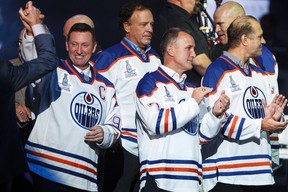 Wayne Gretzky shares an awesome story about Dave Semenko's four