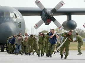 17 Wing Winnipeg members are headed overseas Wednesday as part of Operation IMPACT. (FILE PHOTO)