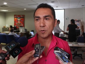 Fugitive former mayor Jose Luis Abarca speaks to the media in Chilpancingo in this October 29, 2013 file photo. (REUTERS/Stringer/Files)