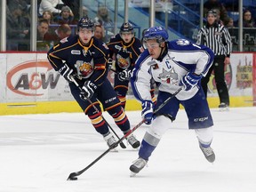 JOHN LAPPA/THE SUDBURY STAR/FILE
The Sudbury Wolves play the Barrie Colts at the Sudbury Community Arena. The Colts are at the BMC tonight to take on the Wolves and start a new winning streak.