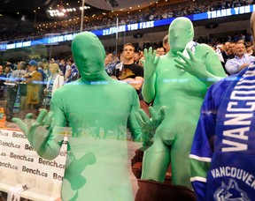 Green Man unmasked: B.C.'s 'Force' reunite with 'Sully' for big Canucks  game - Kimberley Bulletin
