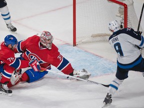 Evander Kane's inability to put the puck in a wide open net on Tuesday was just one of many missed opportunites by the Jets. BEN PELOSSE/LE JOURNAL DE MONTRÉAL/AGENCE QMI