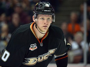 Anaheim Ducks right wing Corey Perry (10) has been diagnosed with the mumps. (Kirby Lee-USA TODAY Sports)