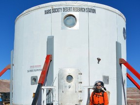 Ottawa botanical researcher Paul Sokoloff has finished week 1 of a two-week stint as a member of Mars Expedition 143 -- living in this capsule with five other people in the southern Utah desert, simulating a visit to Mars.
PHOTO/ PAUL KNIGHTLY