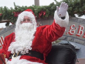 2014 Tillsonburg Kiwanis Christmas Parade. (CHRIS ABBOTT/TILLSONBURG NEWS)