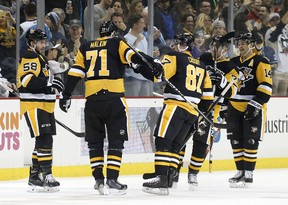 Malkin, Maatta goals give Penguins 2-1 win over Leafs