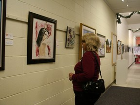 Art lovers gathered at Valley Gallery for the annual Christmas Show and Sale to look at some of the work done by local artists.