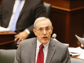 Ontario Energy Minister Bob Chiarelli. (Toronto Sun files)