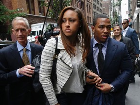 Former Baltimore Ravens NFL running back Ray Rice (R) and his wife Janay arrive for a hearing at a New York City office building, in this November 5, 2014 file photo. REUTERS/Mike Segar/Files