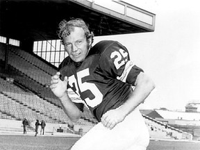 Dick Thornton was a defensive back, but could also play QB, receiver and on special teams.