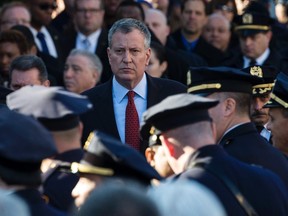 Justin Trudeau would do well to ponder the cautionary tale of Bill de Blasio (pictured), says columnist Warren Kinsella. (REUTERS/Mike Segar)