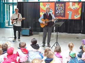 Fred Penner performs at the 2011 Kidsfest.