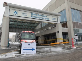 The main entrance was closed at the Ottawa General hospital in Ottawa Thursday Jan 8,  2015. A water pipe broke Thursday closing front of the hospital.  Tony Caldwell/Ottawa Sun/QMI Agency