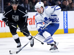 Los Angeles Kings' Jordan Nolan tries to stay tight with Maple Leafs' Phil Kessel on Jan. 12. (USA Today Sports)