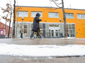 Shelter at 129 Peter St. (Ernest Doroszuk/Toronto Sun)