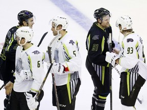 Phil Kessel #81 of the Toronto Maple Leafs and Team Foligno shakes hands with Jakub Voracek #93 of the Philadelphia Flyers and Team Toews after the 2015 Honda NHL All-Star Game at Nationwide Arena on January 25, 2015 in Columbus, Ohio. (Kirk Irwin/Getty Images/AFP)