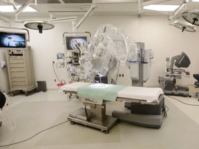 The first 'da Vinci' robot dedicated to women's health in Canada is now performing life-saving cancer surgeries at Edmonton's Lois Hole Hospital for women.Codie McLachlan/Edmonton Sun