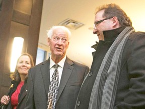 Gordie Howe, 86, chats with friends on Friday night after arriving at the Kinsmen Club in Saskatoon for a dinner in his honour. (Reuters)