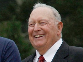 Billy Casper attends a ceremony at the 2012 U.S. Open golf championship in San Francisco, California, in this file photo taken June 17, 2012. Three-times major champion Casper died on Saturday at the age of 83, the U.S. PGA Tour has announced.  (REUTERS/Jeff Haynes/Files)