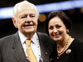 Saints owner Tom Benson poses with his wife Gayle during NFL preseason action in New Orleans on Aug. 17, 2012. (Sean Gardner/Reuters/Files)