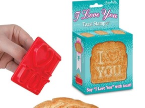 Hot Stuff: Cute kitchen accessories gifts from the heart