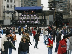 People skating at Nathan Phillips Square (Toronto Sun files)