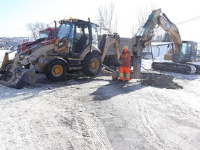 Gino Donato/The Sudbury Star
Crews were on the scene of a watermain break at Montrose Avenue just off Lasalle Boulevard in New Sudbury on Monday. The intersection of Montrose and Cardinal Court was closed  to allow for repair work to be carried out.
