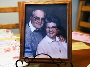 Floyd Hartwig, 90, and wife Violet, 89, died in their Easton, Calif., home, Feb. 11, 2015. (YouTube)