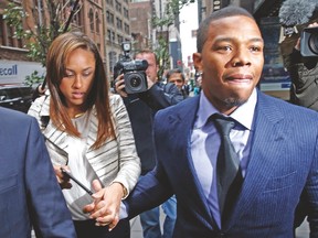 Former Baltimore Ravens NFL running back Ray Rice and his wife Janay arrive for a hearing at a New York City office building in this November 5, 2014 file photo. (REUTERS)