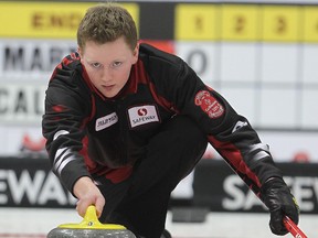 Curler Braden Calvert. (BRIAN DONOGH/Winnipeg Sun files)