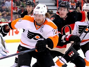 Flyers' Claude Giroux and Senators' Kyle Turris. (Ottawa Sun Files)