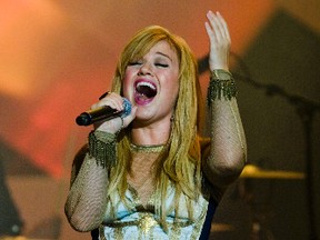 Kelly Clarkson will play the Canadian Tire Centre on October 1. She's touring in support of her Piece by Piece album. (SUN file photo)