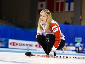 Canada's skip Jennifer Jones instructs her team-mates during their curling round robin game against Switzerland at the World Women's Curling Championships in Sapporo March 18, 2015.  (REUTERS)