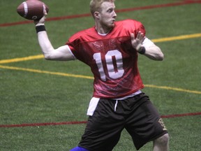 University of Manitoba Bisons quarterback Jordan Yantz. (Chris Procaylo/Winnipeg Sun/QMI Agency)