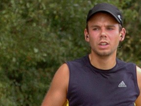 Andreas Lubitz runs the Airportrace half marathon in Hamburg in this Sept. 13, 2009 file photo. (REUTERS/Foto-Team-Mueller)