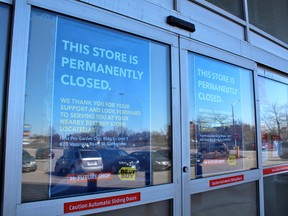 Closure signs on the door of Future Shop in St. Catharines at Fairview Mall Saturday March 28, 2015. Karena Walter/Standard Staff