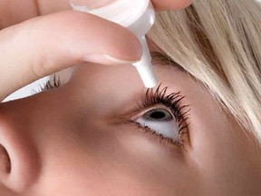 Eye drop solution. 

(Fotolia)