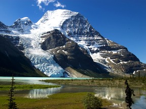 Mount Robson, the highest peak in the Canadian Rockies. (FOTOLIA)