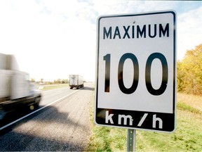 100 km sign