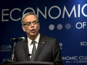 Finance Minister Joe Oliver speaks during a lunch of the Economic Club of Canada at a hotel in Toronto April 8, 2015. REUTERS/Aaron Harris
