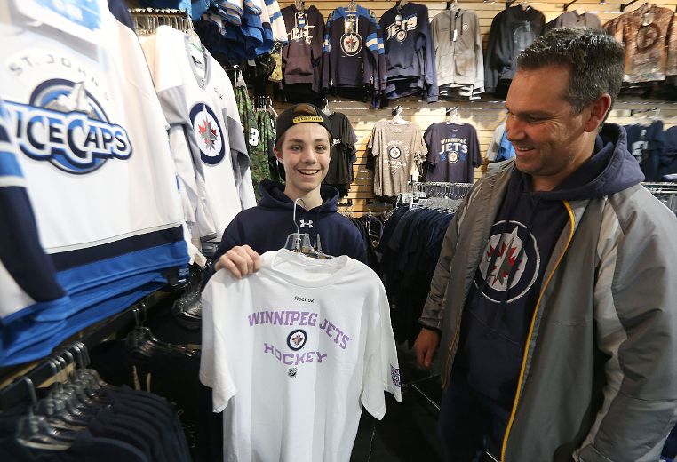 Winnipeg jets store st 2024 vital