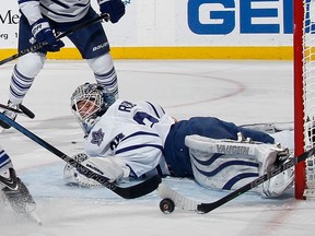 Maple Leafs goaltender James Reimer is likely to finish the season with fewer than 10 wins. (AFP/PHOTO)