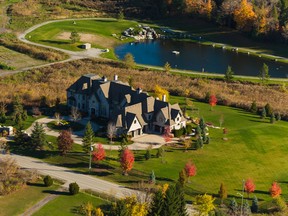 Fourteen Estates: Barclay Fieldstone Estates in Pickering